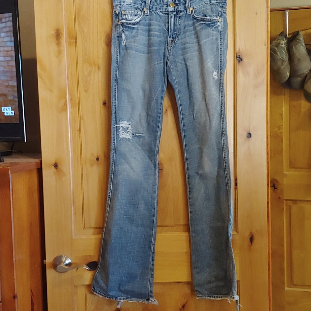 7 For All Mankind 27